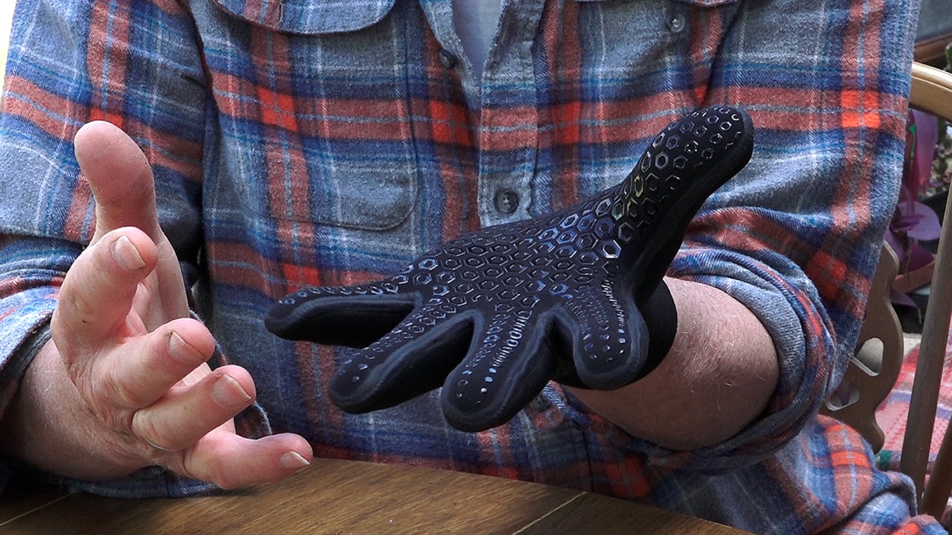 Fourth Element 3mm gloves image